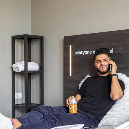 A&o Hauptbahnhof Άαχεν