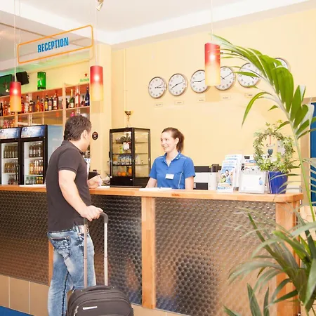 A&o Hauptbahnhof Hotel 2*