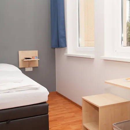 Hotel A&o Hauptbahnhof 2*